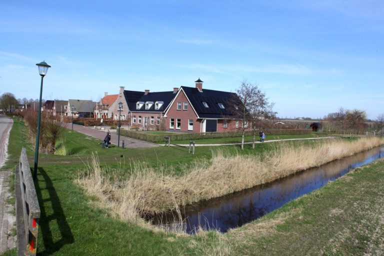 Dorp Kommerzijl test  voor nieuwe gemeente Westerkwartier